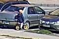 5-latek na rowerku biegowym wjechał wprost pod samoch&oacute;d