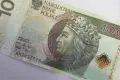Znany złodziej rowerów znowu wpadł. Tym razem... zapłacił fałszywką w markecie