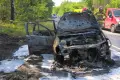 Dwa pożary jednego dnia. Auto spłonęło doszczętnie
