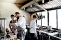 Czym różni się kuchnia gastronomiczna od przemysłowej?
