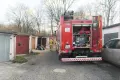 Pożar auta w garażu przy Konradowskiej