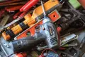 Altankowy włamywacz zatrzymany. Ukradł elektronarzędzia, ale rozdrabniarki nie zdołał