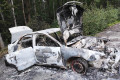 Kolejny wrak spalonego samochodu