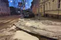 Oblał samochód benzyną w centrum miasta. Na miejscu straż pożarna i policja