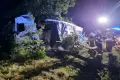 Wypadek na A4. Samochód ciężarowy wypadł z drogi, jedna osoba ranna