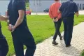 We czterech zamknęli mężczyznę w bagażniku, wywieźli do lasu, pobili i spalili odzież. ARESZT