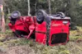 Bus dachował przed Kliczkowem. Za kierownicą 39-letni zakazowiec