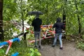Turystyka powodziowa. Gapie utrudniają pracę strażakom. Jest apel starosty