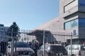 Tłum ludzi przed znaną firmą w Bolesławcu. Co tam się stało?