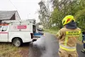 Служби працювали в ґміні. Дерево впало на лінії електропередач. Працювали пожежники