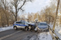 Pościg policyjny zakończony zderzeniem z radiowozem. Dwaj policjanci w szpitalu