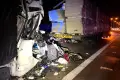 Śmiertelny wypadek na A4! Kierowca Renault uderzył w tira, Ukrainiec zginął na miejscu
