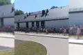 Басейни в Bolesławiec відкриті. Натовпи вишикувалися ще до 13:00, на парковці — автомобілі з-за кордону