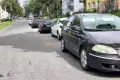 Coraz większy problem z parkowaniem. Samochody zastawiają ulice, autobusy mają problem z przejazdem