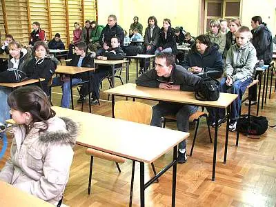 Uczestnicy turnieju wiedzy pożarniczej