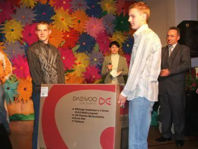 Uczniowie Gimnazjum im. Jana Pawła w Iwinach i ich nagroda