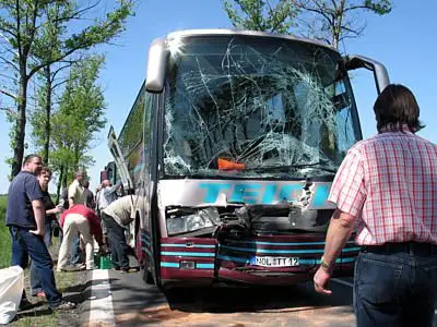 Autobus po wypadku