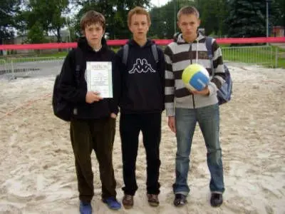 Młodzi siatkarze