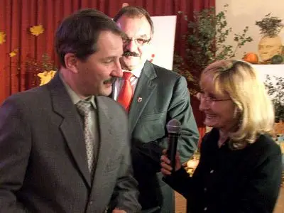 Od lewej: Andrzej Idzik, Cezary Przybylski i Alicja Krzyszczak