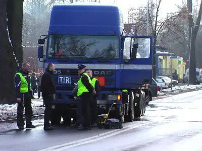 Samochód ciężarowy jechał od strony Lwówka Śląskiego