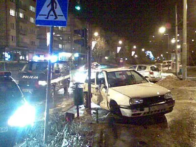 Kierowca Toyoty nie ustąpił pierwszeństwa przejazdu