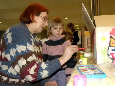 Warsztaty „Pomaluj mój świat” poprowadziła Stanisława Wojda-Pytlińska