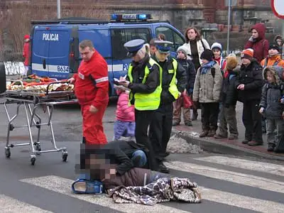 Do potrącenia doszło na przejściu przy szkole