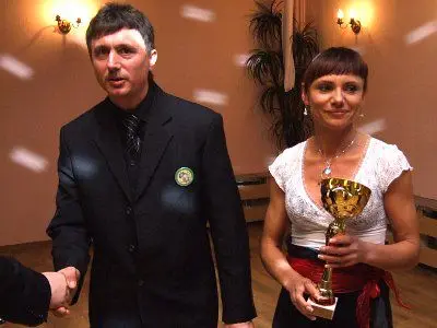 Krzysztof i Nina Serafinowie odebrali nagrodę w imieniu syna