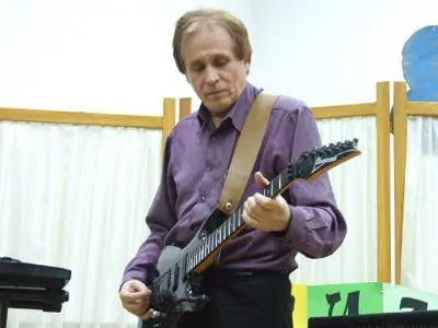 Cezary Byrski wystąpił z minirecitalem gitarowym