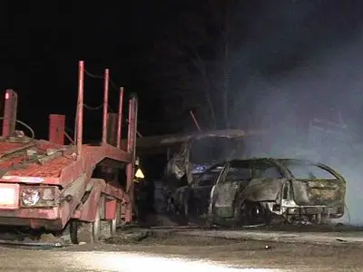 Wszystkie auta doszczętnie spłonęły