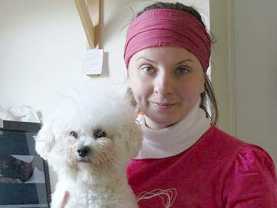 Właścicielka Salonu, Paulina Bednarowicz ze swoim psem Bianką