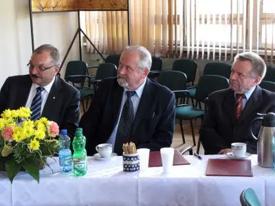 Od lewej: Cezary Przybylski, Karol Stasik i Stanisław Chwojnicki