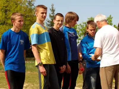 Pierwsi od lewej: Marek Wojnowicz, Wojciech Pachnik, Mateusz Madej