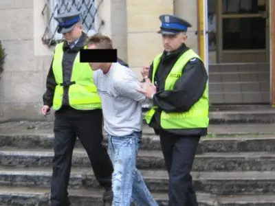 Sprawcom rozboju grozi kara do 12 lat więzienia