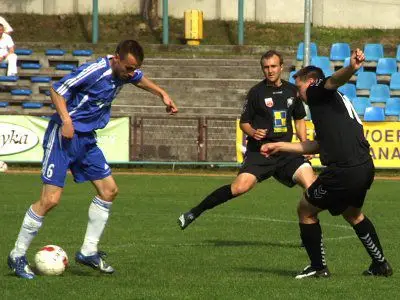 Mimo gry w 10 Górnik pokonał BKS 2:0