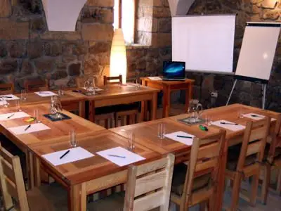 Sala konferencyjna w Niebieskim Buraku