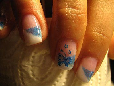 Zajmujemy się także dystrybucją produktów do stylizacji paznokci na terenie Polski i poza jej granicami