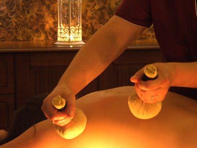 Masaż tajski stemplami marokańskimi