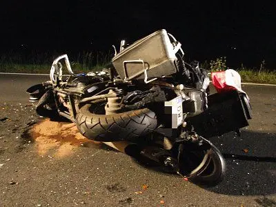 Do zderzenia motocykla z autem doszło niedaleko "zakrętu śmierci"