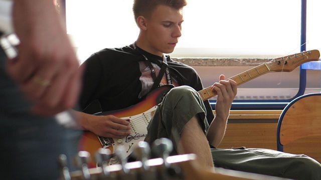 Warsztaty Blues nad Bobrem to możliwość uczenia się od muzyków...