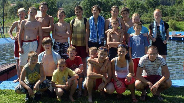 Przyszli strażacy codziennie pływali na basenie