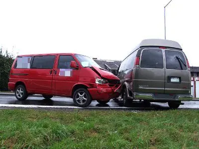Dwie osoby z Transportera trafiły do szpitala