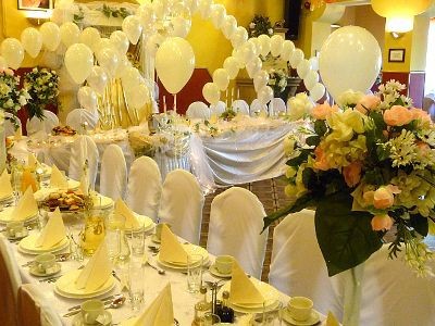 Oleńka - Profesjonalne dekorowanie sal i kościołów