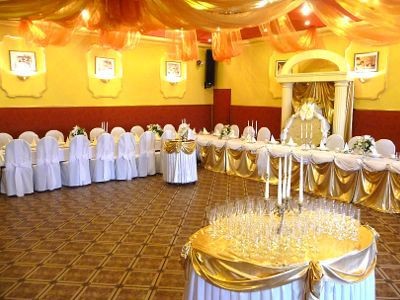 Oleńka - Profesjonalne dekorowanie sal i kościołów