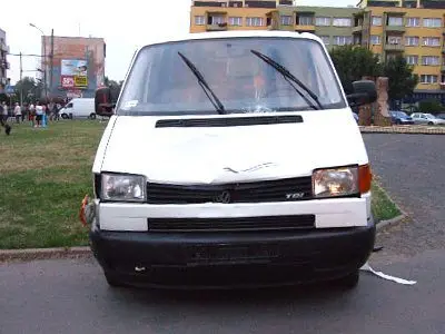 Kierowca busa zatrzymał się na placu księdza Popiełuszki