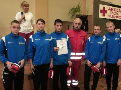 Zwycięska drużyna z Zespołu Szkół im. Jana Pawła II w Osiecznicy