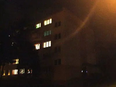 Ogień wybuchł w mieszkaniu na na drugim piętrze
