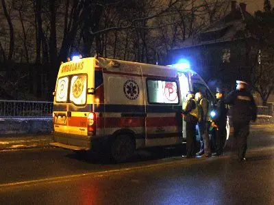 Ranny mężczyzna został odwieziony do szpitala