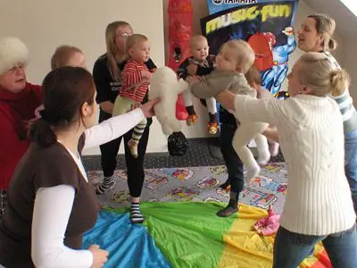 Zajęcia te dają rodzicom możliwość spędzenia wyjątkowego czasu ze swoją pociechą
