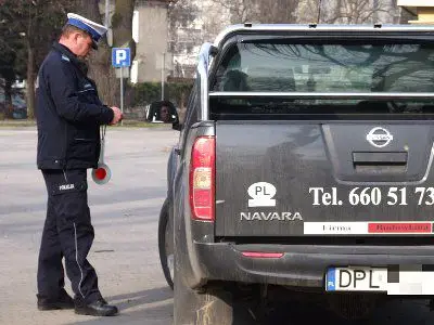 Policjanci kontrolowali m.in. dokumenty, stan techniczny pojazdów oraz sprawdzali czy podróżujący mają zapięte pasy